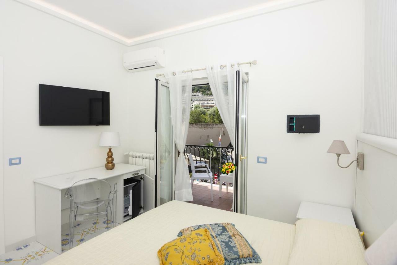 Ambra Sorrento Suites Short Rent Экстерьер фото